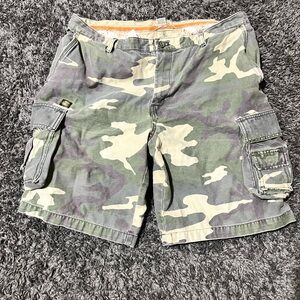 camo jorts